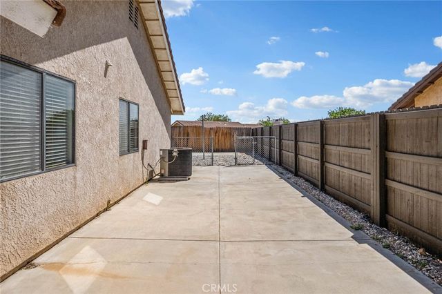 8643 Panorama, Hesperia, CA 92344