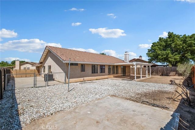 8643 Panorama, Hesperia, CA 92344