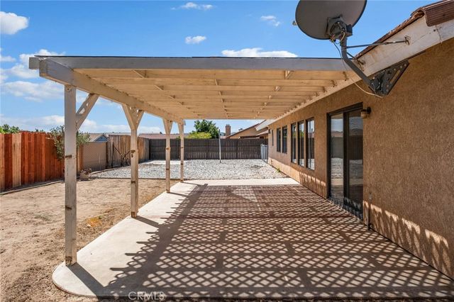 8643 Panorama, Hesperia, CA 92344