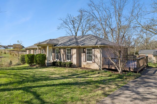 1013 Britton Ave, Gallatin, TN 37066