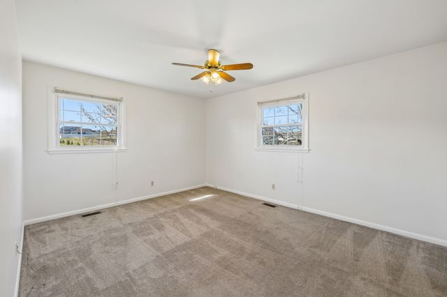 1013 Britton Ave, Gallatin, TN 37066