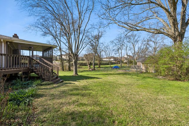 1013 Britton Ave, Gallatin, TN 37066