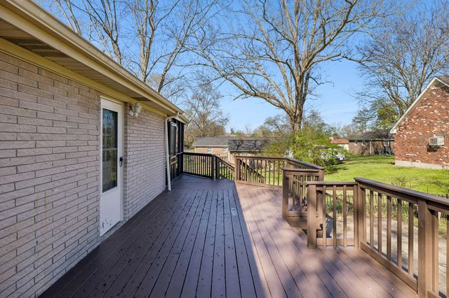 1013 Britton Ave, Gallatin, TN 37066