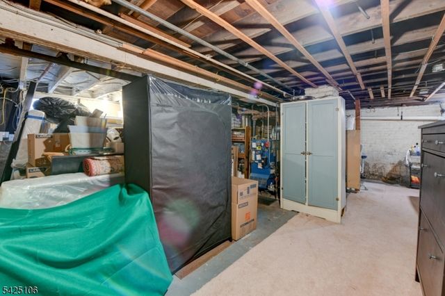 157 Berwyn St, Roselle Park Boro, NJ 07204