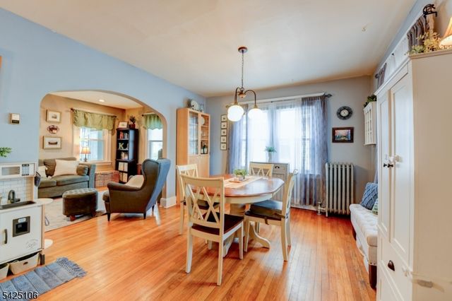 157 Berwyn St, Roselle Park Boro, NJ 07204