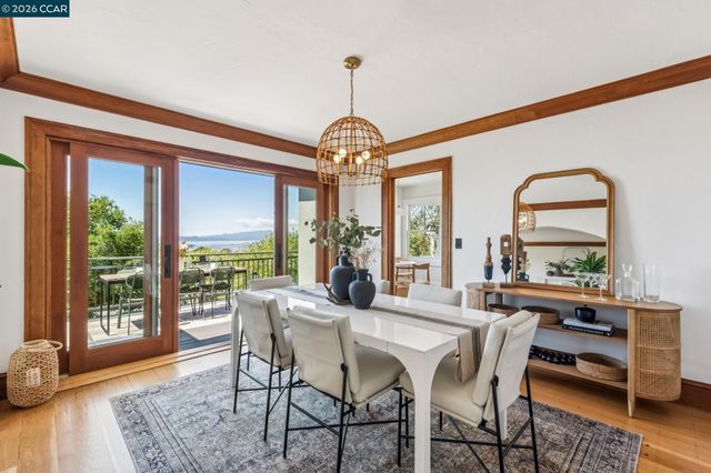 212 Yale Ave, Kensington, CA 94708