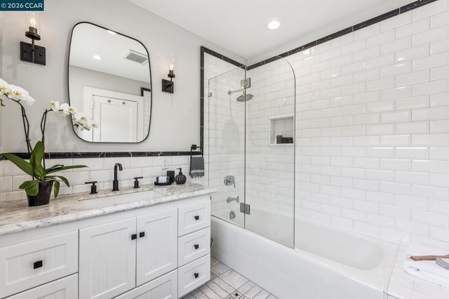 212 Yale Ave, Kensington, CA 94708