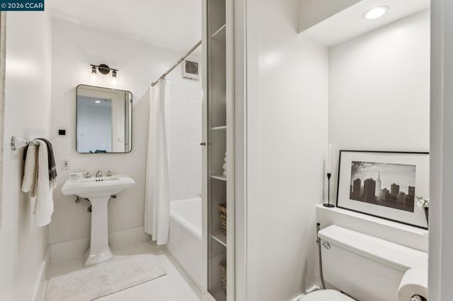 212 Yale Ave, Kensington, CA 94708
