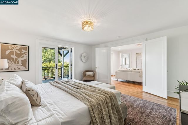 212 Yale Ave, Kensington, CA 94708