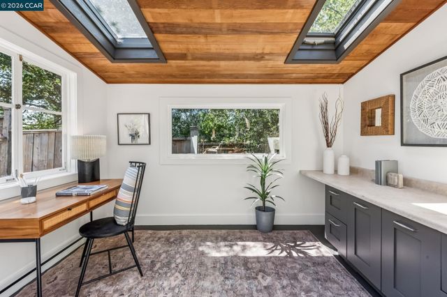212 Yale Ave, Kensington, CA 94708
