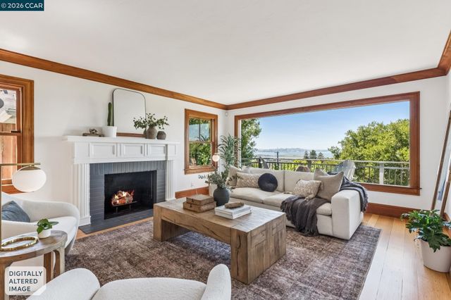 212 Yale Ave, Kensington, CA 94708