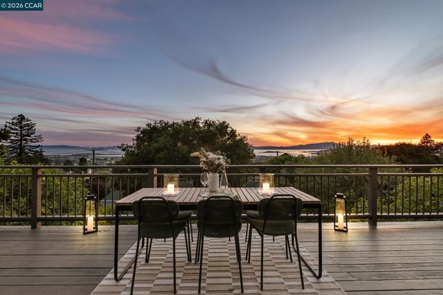 212 Yale Ave, Kensington, CA 94708