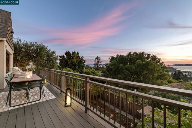 212 Yale Ave, Kensington, CA 94708
