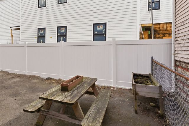 45 Pearl St 1, Somerville, MA 02145