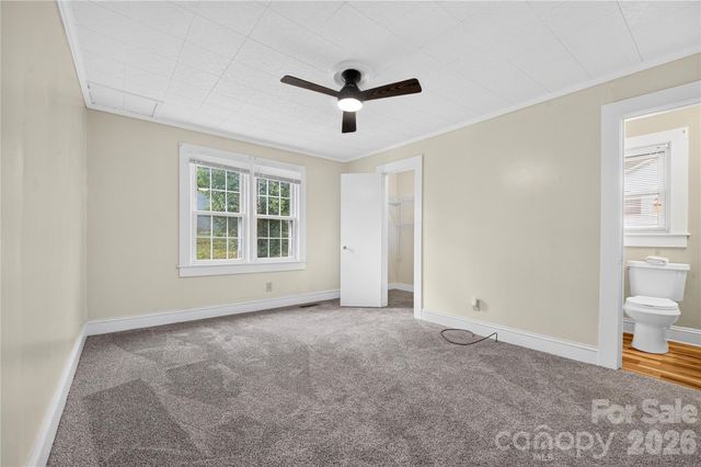 893 7th Street Drive SE, Hickory, NC 28602