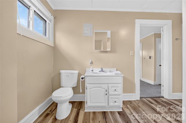 893 7th Street Drive SE, Hickory, NC 28602