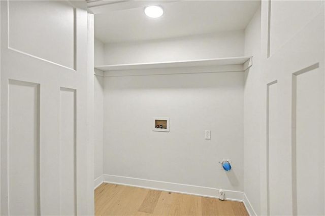 5312 Reeds Road, Mission, KS 66202