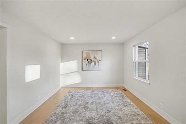 5312 Reeds Road, Mission, KS 66202