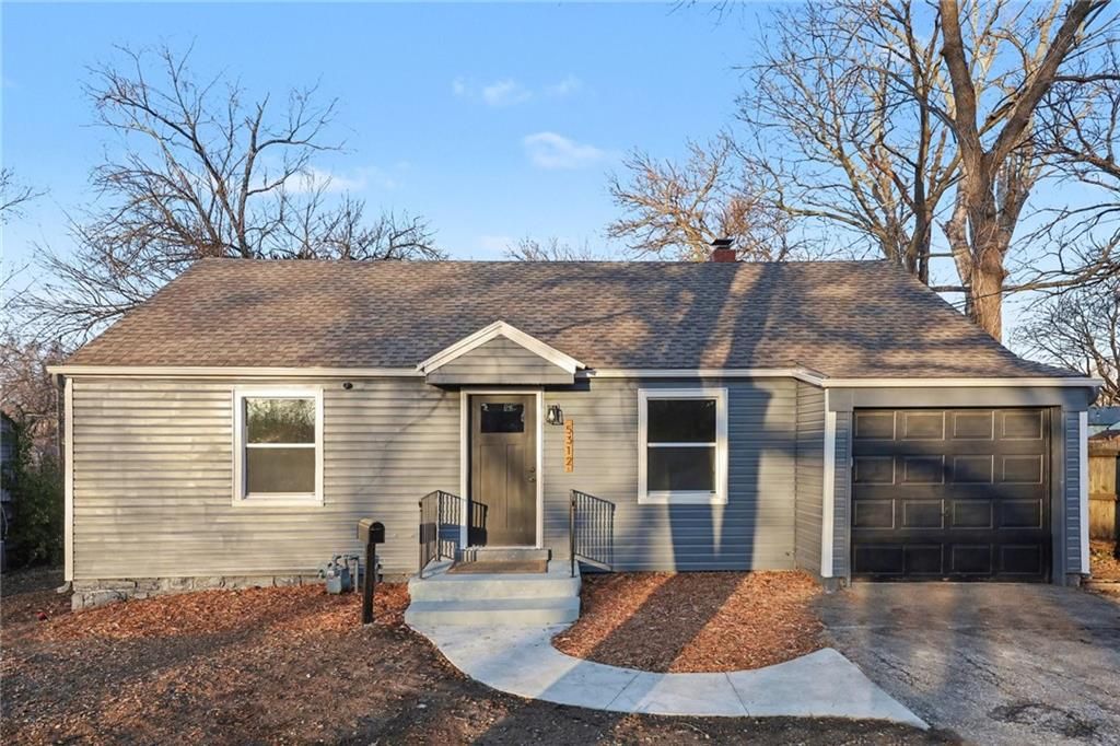 5312 Reeds Road, Mission, KS 66202