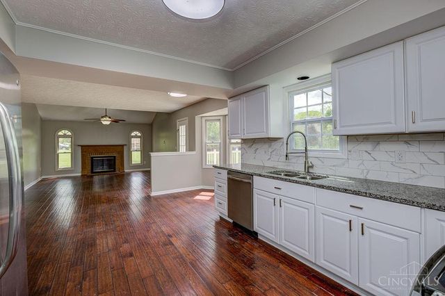7497 Rolling Meadows Drive, West Chester, OH 45069