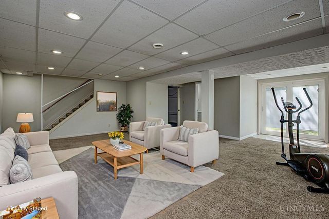 7497 Rolling Meadows Drive, West Chester, OH 45069