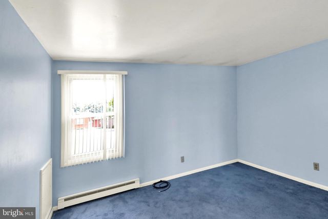 1061 STELLAR DR, Mount Joy, PA 17552