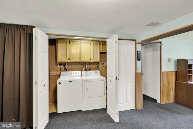 1061 STELLAR DR, Mount Joy, PA 17552