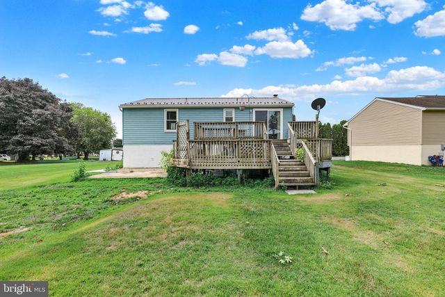 1061 STELLAR DR, Mount Joy, PA 17552