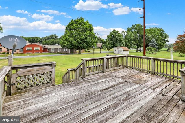 1061 STELLAR DR, Mount Joy, PA 17552