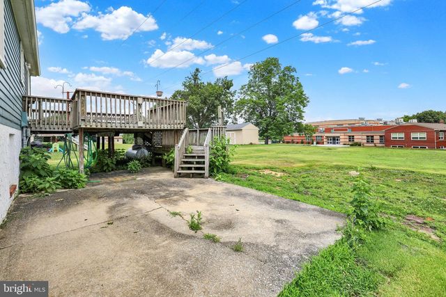 1061 STELLAR DR, Mount Joy, PA 17552