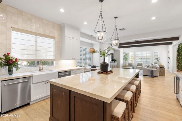 2517 S CONSTELLATION Way, Gilbert, AZ 85295