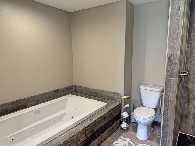 508 Harding Blvd, Mountain View, AR 72560