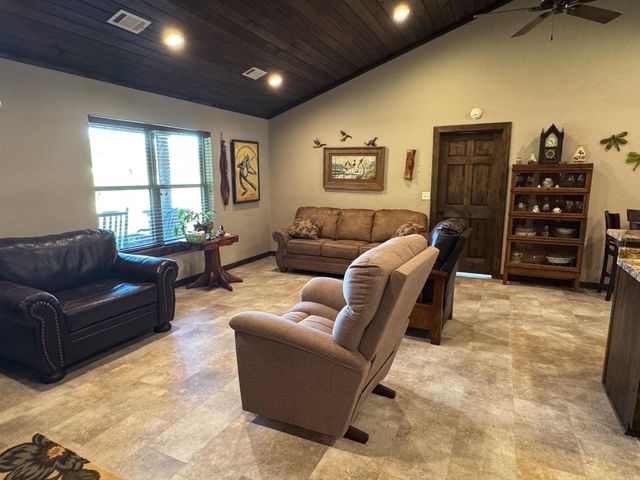 508 Harding Blvd, Mountain View, AR 72560