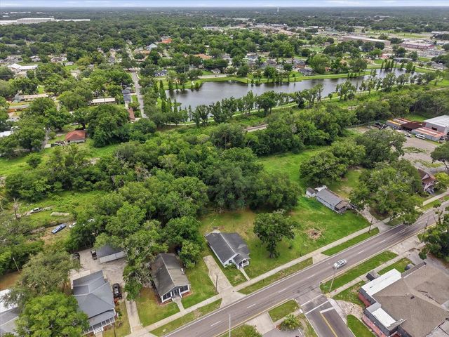 1001 E REYNOLDS STREET, Plant City, FL 33563