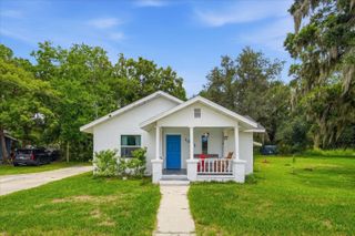1001 E REYNOLDS STREET, Plant City, FL 33563