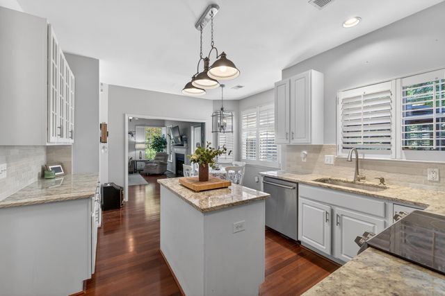 1224 Old Course Lane, Mount Pleasant, SC 29466