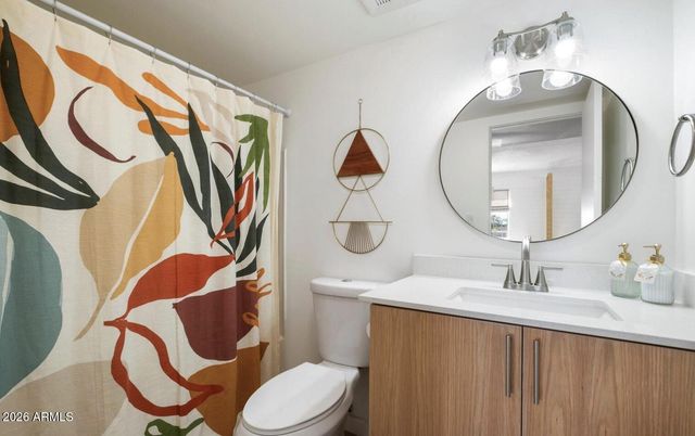 3737 E TURNEY Avenue 206, Phoenix, AZ 85018