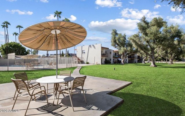 3737 E TURNEY Avenue 206, Phoenix, AZ 85018