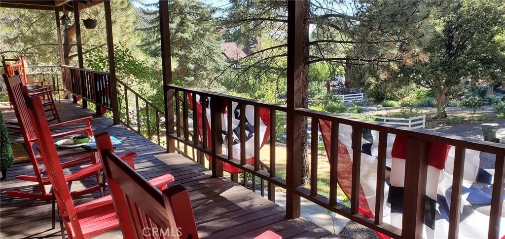 Image 18 of property listing at 5420 Shirley, Wrightwood, CA 92397