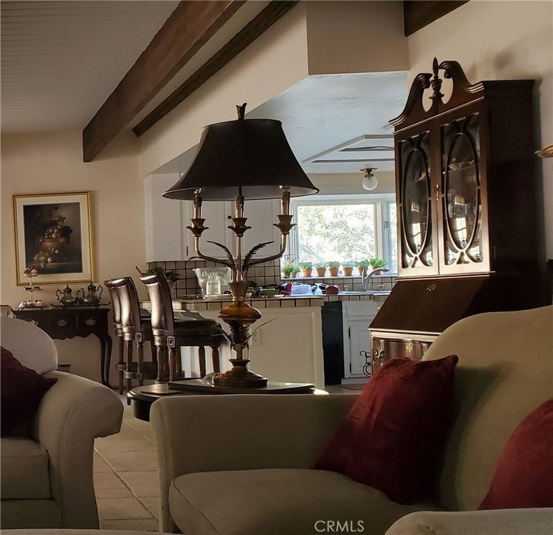 Image 3 of property listing at 5420 Shirley, Wrightwood, CA 92397