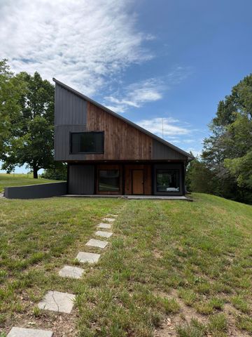 1391 Green Hill Estates Road, Monticello, KY 42633
