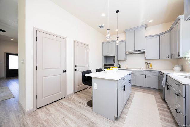 326 Cactus St, San Antonio, TX 78203