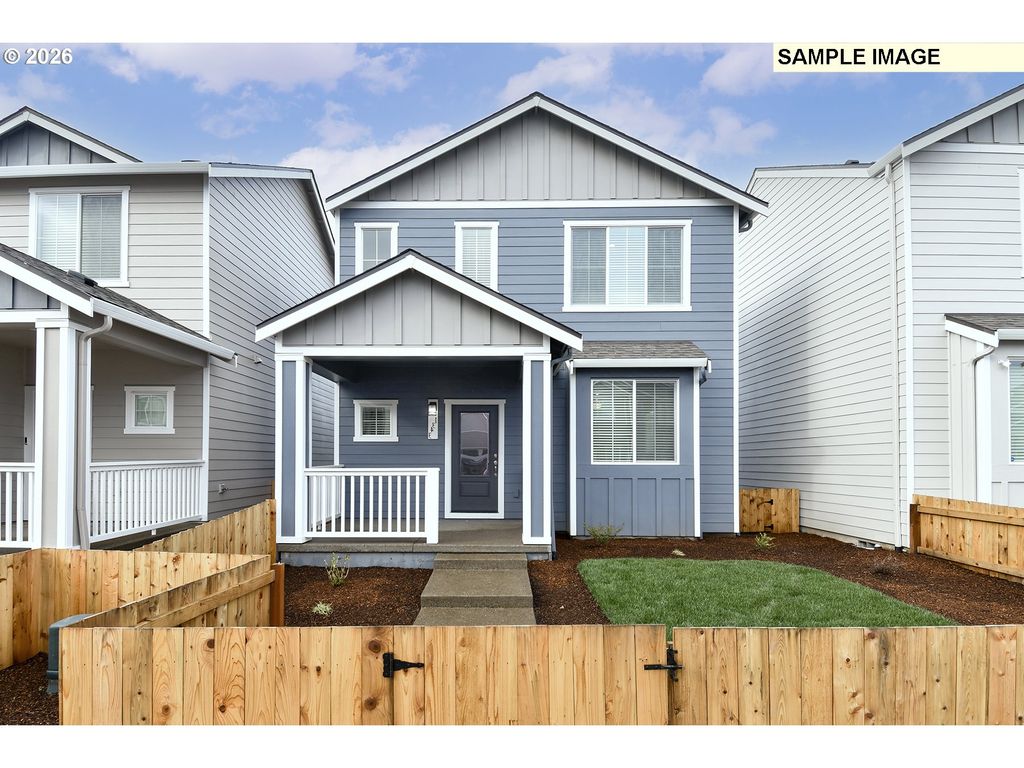 1392 OWL Ave, Woodburn, OR 97071