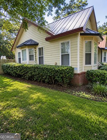 2423 E Alberson Drive, Albany, GA 31721