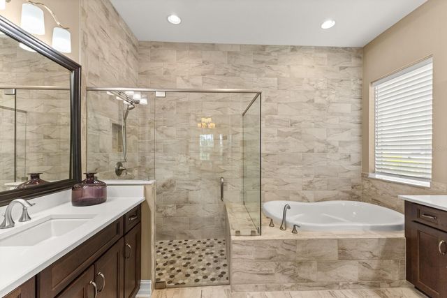 12014 PERENNIAL PLACE, Lakewood Ranch, FL 34211