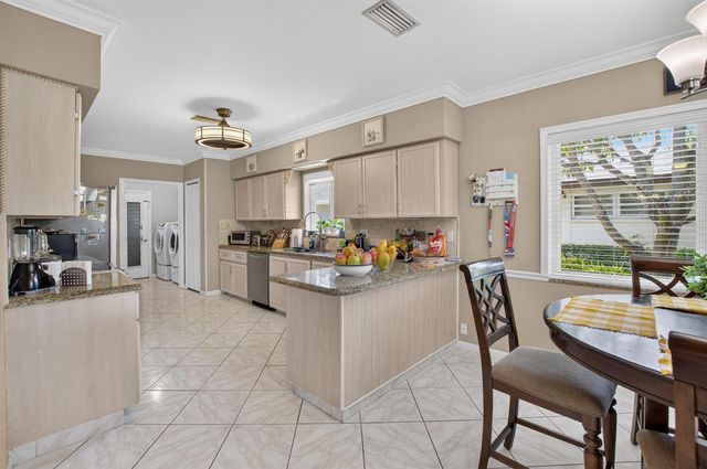 10300 GREENTRAIL Drive N, Boynton Beach, FL 33436