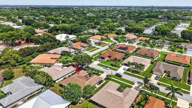 10300 GREENTRAIL Drive N, Boynton Beach, FL 33436