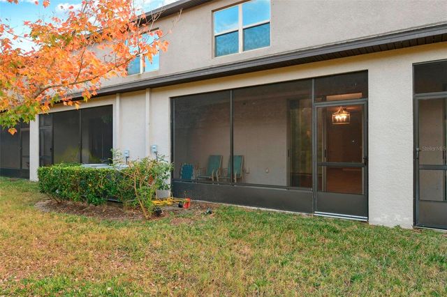 9754 PEMBROOKE PINES DRIVE, Sun City Center, FL 33573