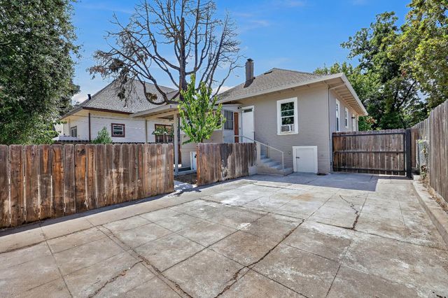 721 W Flora St, Stockton, CA 95203