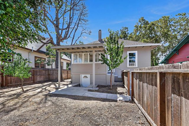 721 W Flora St, Stockton, CA 95203
